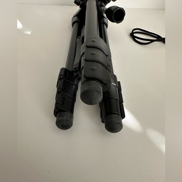 Sony VCT-R100 tripod - Picture 8 of 8